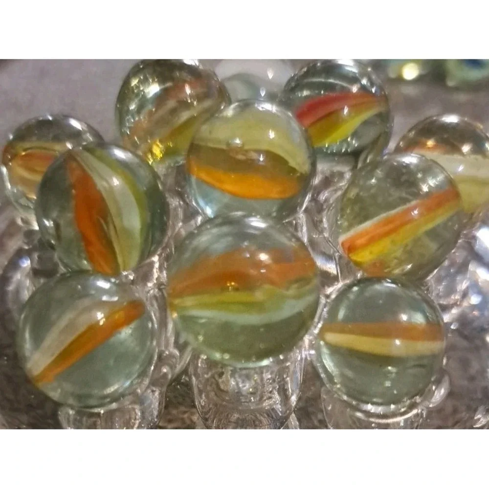 Lot Of 11 Estate Sale Marbles Cats Eyes